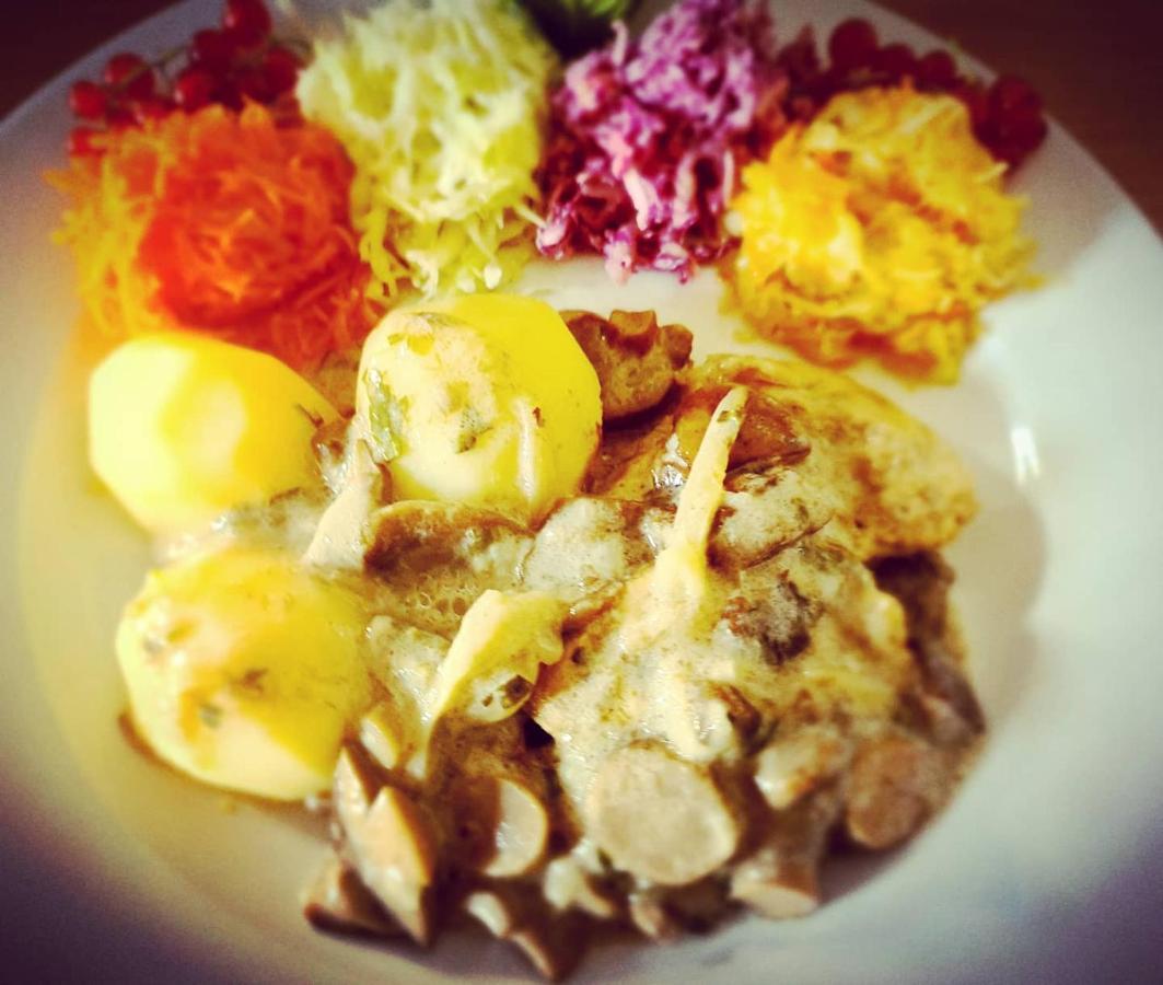 Motel I Restauracja "Pod Baszta" Naglowice Eksteriør bilde