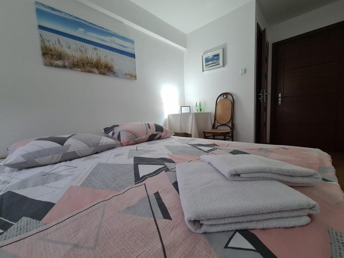 Motel I Restauracja "Pod Baszta" Naglowice Eksteriør bilde