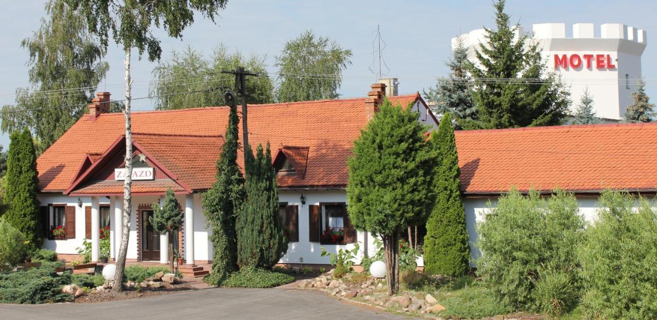 Motel I Restauracja "Pod Baszta" Naglowice Eksteriør bilde